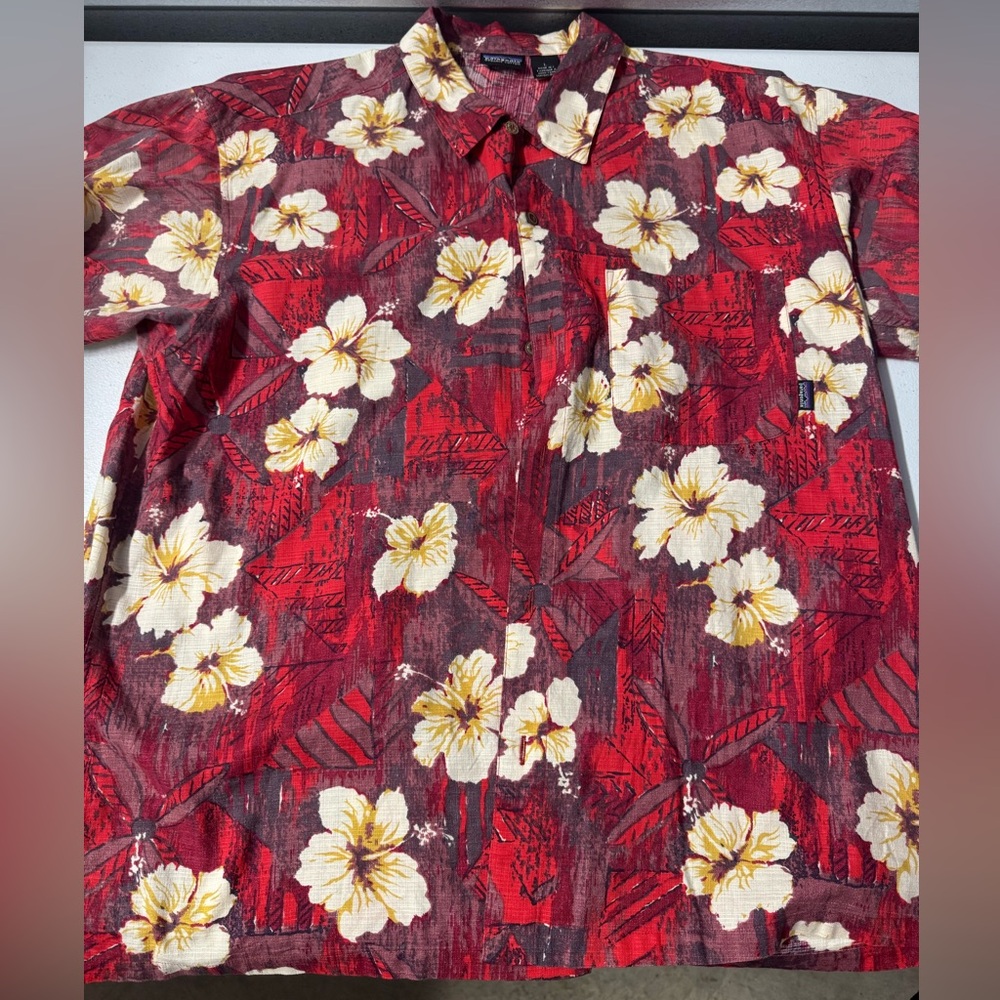Clean Patagonia Aloha Pataloha Red Floral Men's Shirt